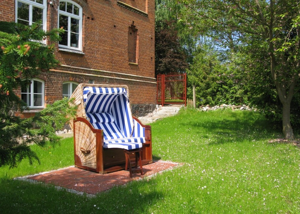 Ogród w dworku, © Andreas Libor Ogród w dworku, © Andreas Libor