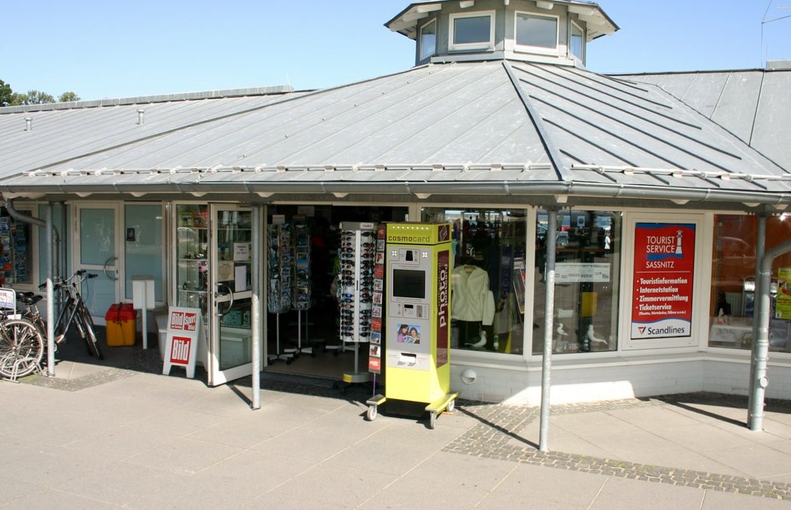 Serwis turystyczny Sassnitz u podnóża molo, © Tourist Service Sassnitz