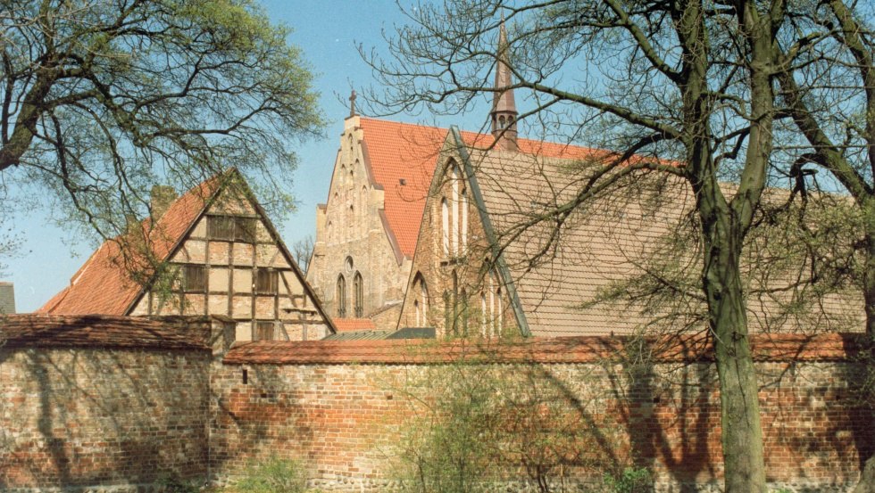 Muurfaciliteiten in het klooster van het Heilige Kruis, © Irma Schmidt