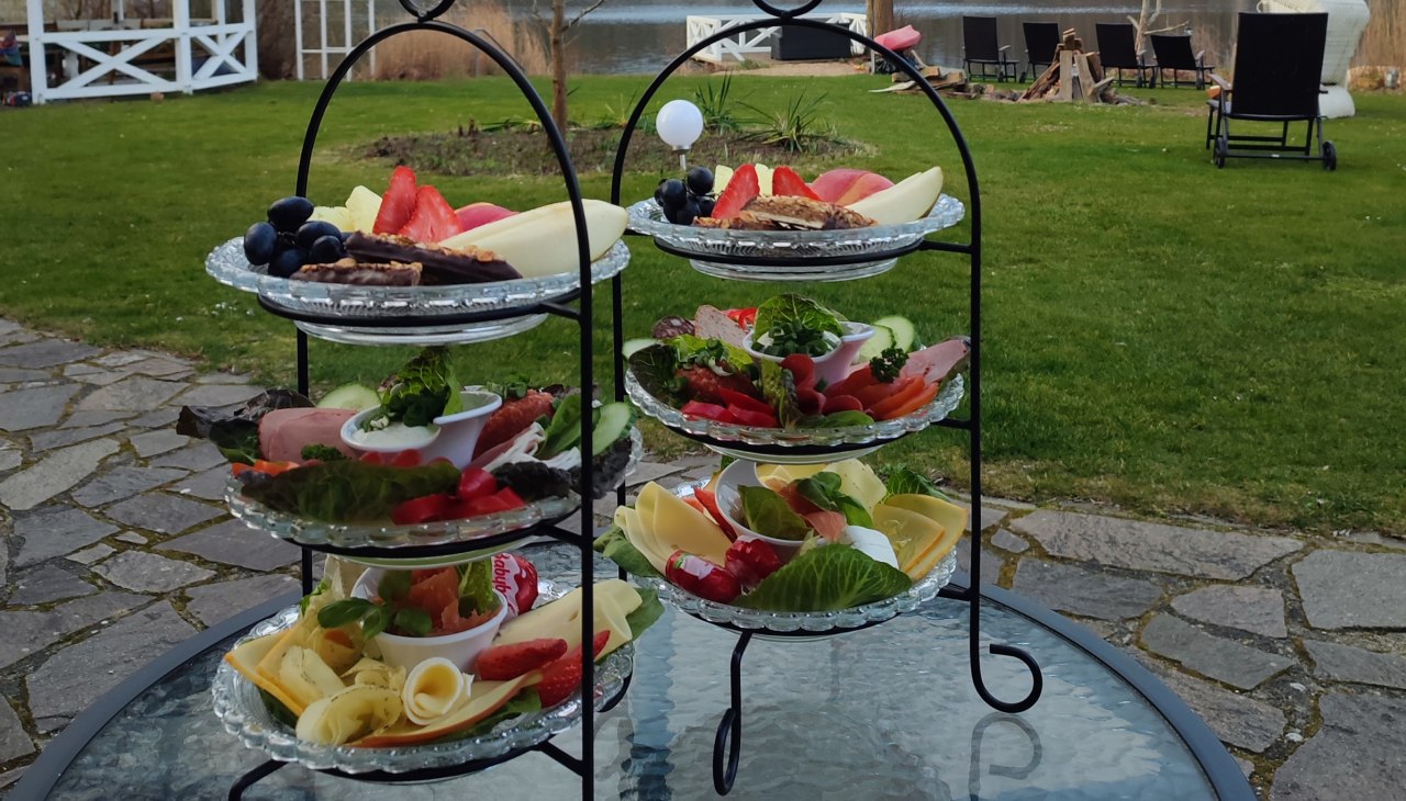 Etażerka, © Familie Dahlenburg Etażerka, © Familie Dahlenburg