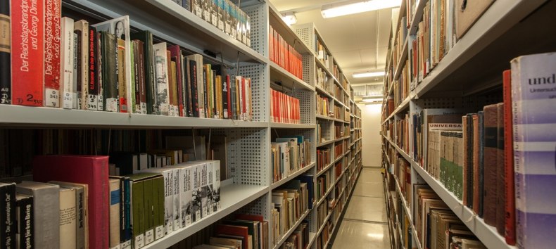 Zbiory biblioteki regionalnej w Neubrandenburgu // &copy; Regionalbibliothek Neubrandenburg