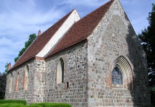 Ostseite mit Chor und Chorfenster // © Baltzer Ostseite mit Chor und Chorfenster // © Baltzer