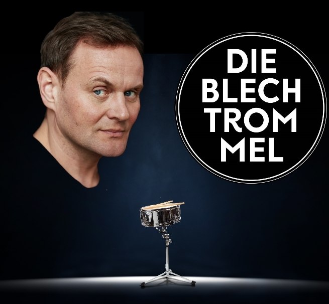 "The Tin Drum" with Devid Striesow (reading) and Stefan Weinzierl (percussion) // &copy; Tobias Schult Photography