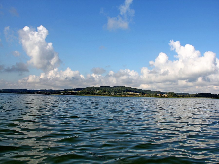 Het Kummerowmeer is het op drie na grootste meer in Mecklenburg-Vorpommern., © Mario Bolinski
