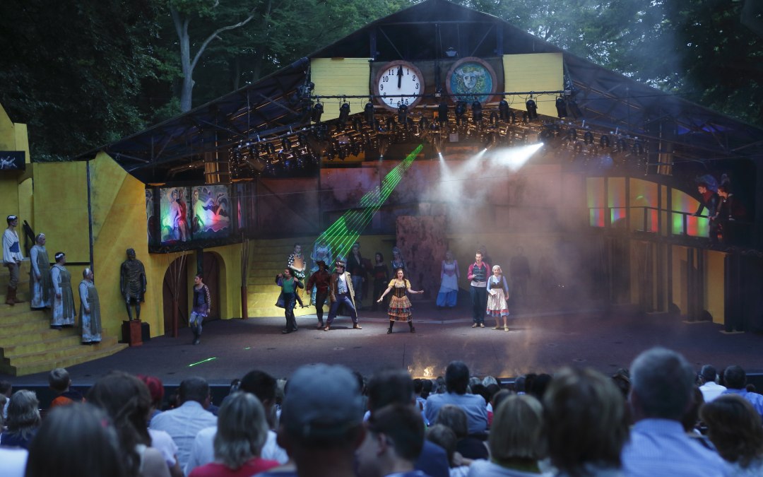 Scène uit de theatershow "Vineta", © KoehlerVorpommersche Landesbühne