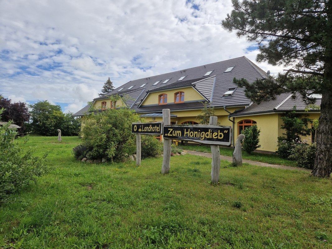 Hotel wiejski "Honigdieb" // © Bernsteinreiter Hirschburg e.V. Hotel wiejski "Honigdieb" // © Bernsteinreiter Hirschburg e.V.