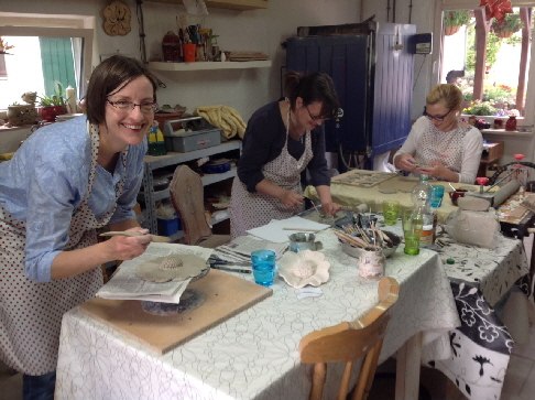 In the pottery course // © Meister Keramik In the pottery course // © Meister Keramik