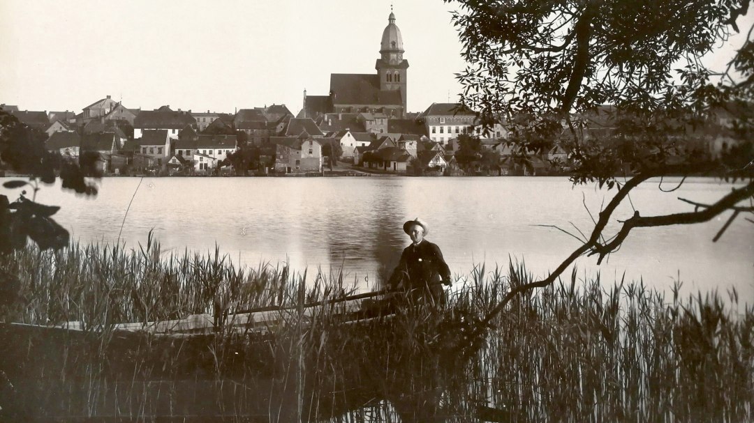 Titel_FotoalbumOtto_1920x1080, © Stadtmuseum Waren (Müritz) Titel_FotoalbumOtto_1920x1080, © Stadtmuseum Waren (Müritz)