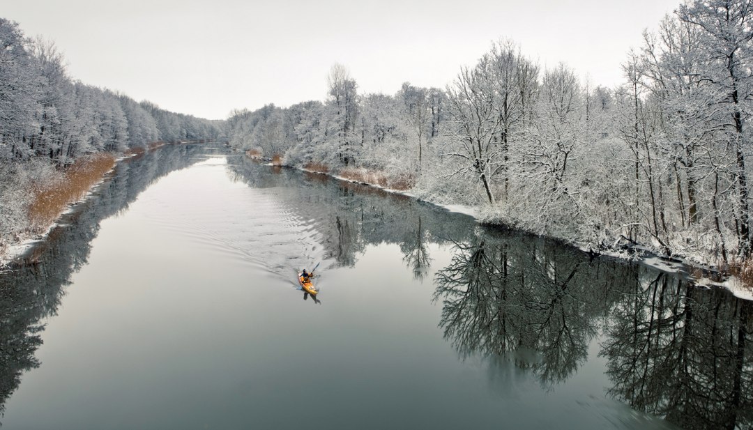 Koud geluk: Met de roeiboot of kano - in het winterse Mecklenburg-Vorpommern zijn waterwandelaars alleen met zichzelf en de natuur op meer dan 2.000 meren en rivieren.