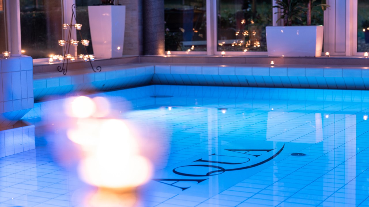 Pool // &copy; TRIHOTEL Rostock