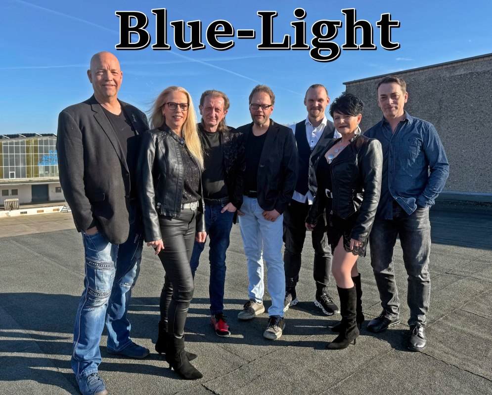 Blue light // &copy; Steffen Salow