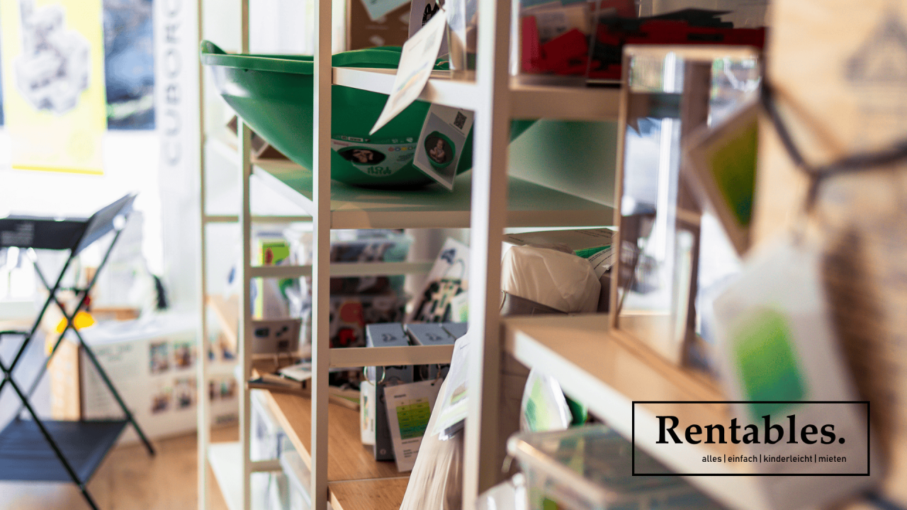 Rentables, baby and children's articles easy to rent, assortment changing table, toys, baby carriages, location Grevesmühlen, © Stella Breitzman Rentables, baby and children's articles easy to rent, assortment changing table, toys, baby carriages, location Grevesmühlen, © Stella Breitzman