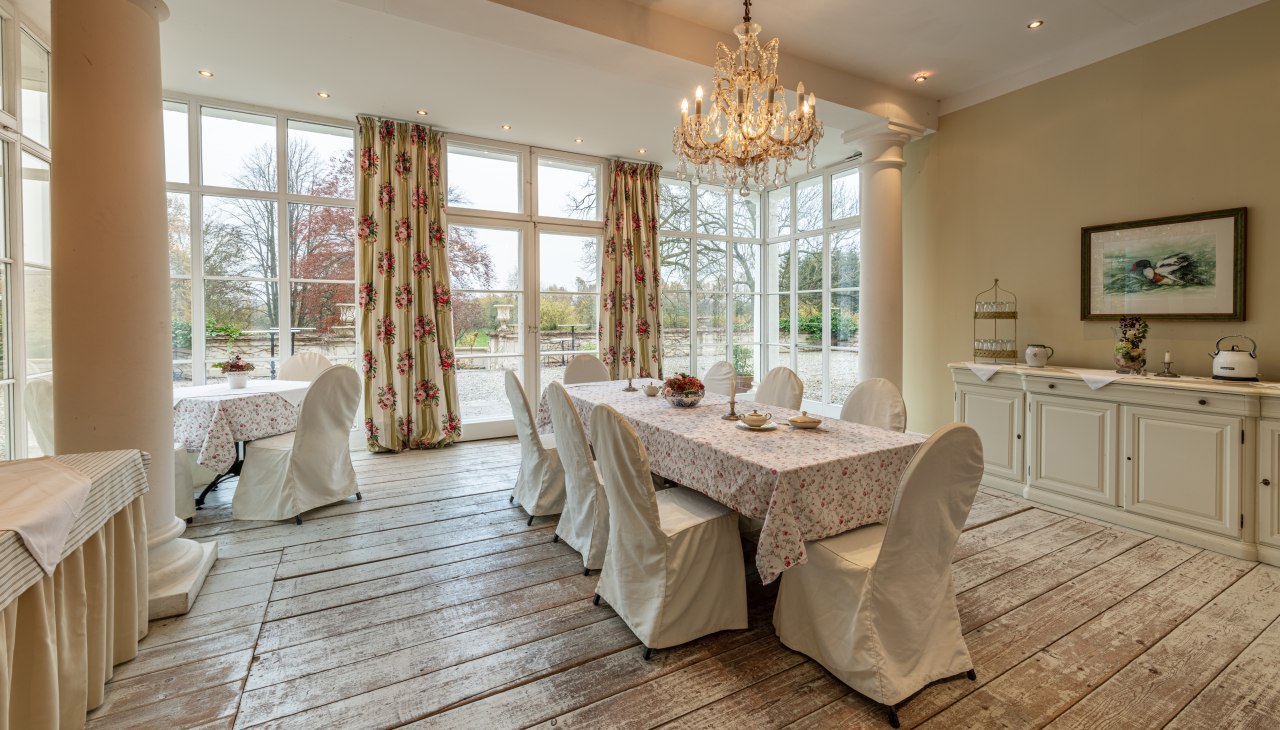 Ogród zimowy w posiadłości Klein Nienhagen, © Gut Klein Nienagen / Markus Tiemann Ogród zimowy w posiadłości Klein Nienhagen, © Gut Klein Nienagen / Markus Tiemann