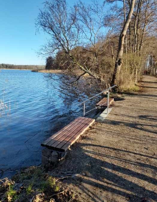 Kneipp watertrap faciliteit direct in het meer van Krakau, © Touristinformation