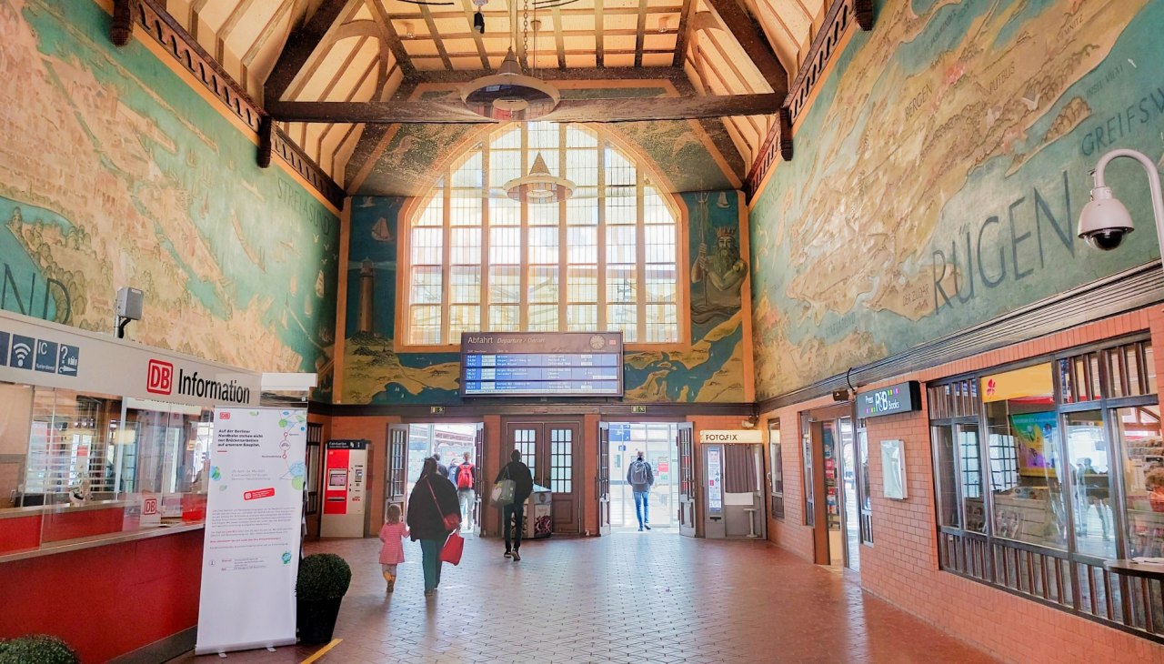 Bahnhof (2), &copy; TZ HST