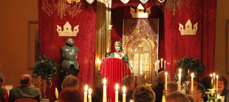 Gaumenfreuden gepaart mit Witz und einem exzellenten Service beim Wintertheater im Parkhotel Kl&uuml;schenberg // &copy; Parkhotel Kl&uuml;schenberg