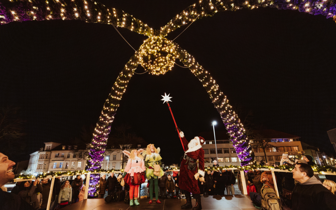 2024-12-12 09_53_02-TheresaLangeFotografie_HOFZAUBER_2024_007.jpg - IrfanView (Zoom_ 1568 x 1046), © Stadt Neustrelitz / Theresa Lange