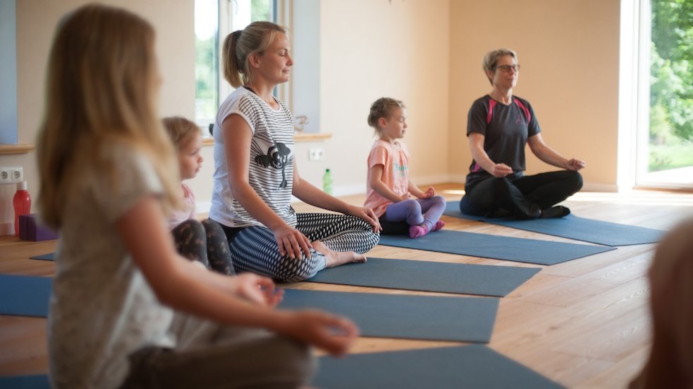 volwassenkinderyoga_1, © Susann Schramm