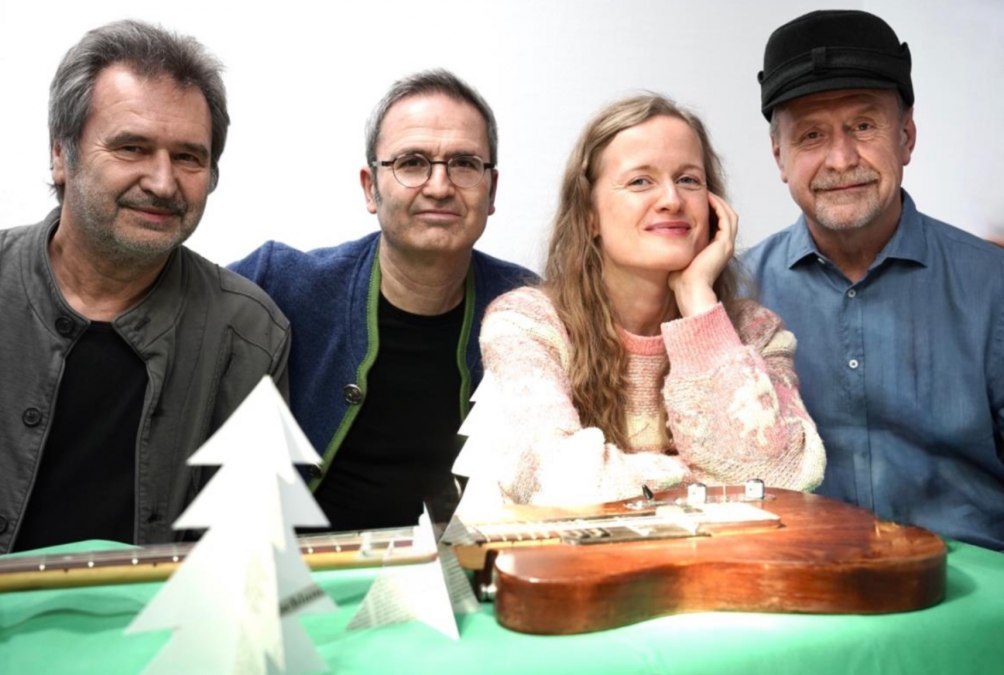 Performers Advent Revue, © W. Schmiedt Performers Advent Revue, © W. Schmiedt