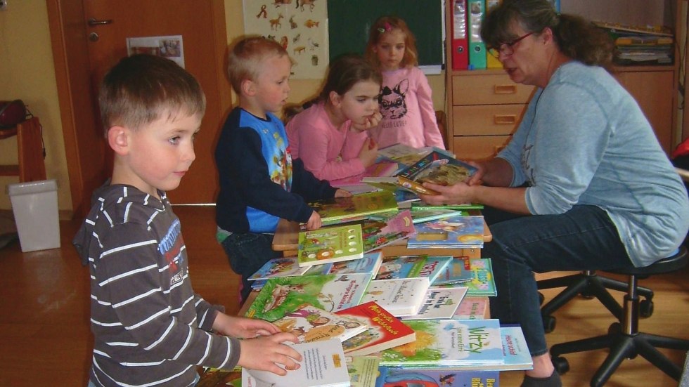 Het boekendorp nodigt je uit om te snuffelen, © Bücherdorf Gresenhorst Het boekendorp nodigt je uit om te snuffelen, © Bücherdorf Gresenhorst