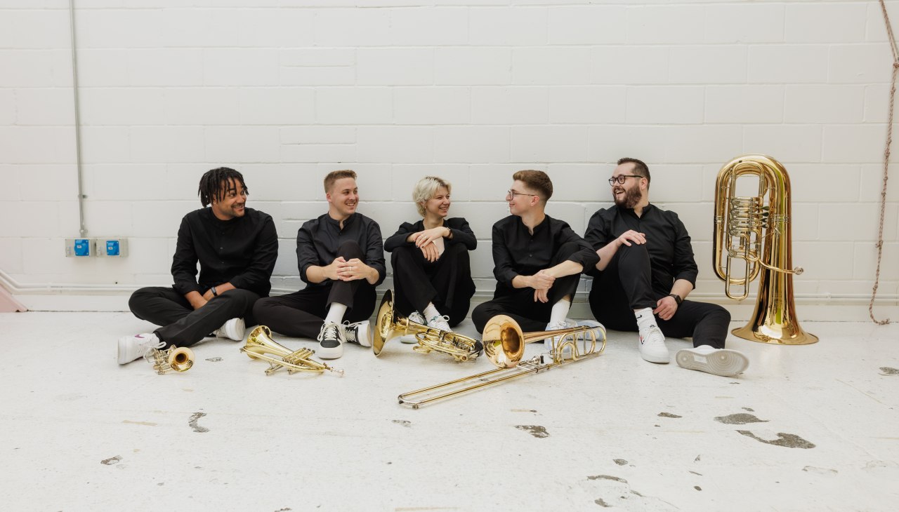 &copy; Oliver Da Costa