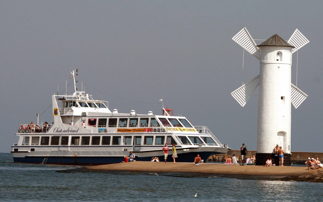 Passenger ship Chataubrinand on the harbor tour, © Hanza Kime sp.zo.o.