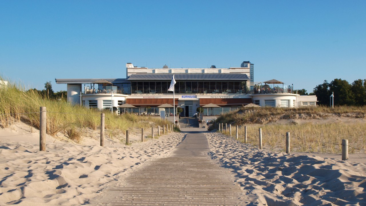 Kurhaus Warnemünde - enjoyment directly behind the dunes // © Kurhaus Warnemünde Kurhaus Warnemünde - enjoyment directly behind the dunes // © Kurhaus Warnemünde