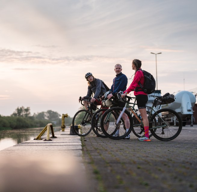 Time for friendship: bikepacking tour with gravel bikes through the Müritz National Park and Mecklenburg Switzerland // © MV-T/Gross Time for friendship: bikepacking tour with gravel bikes through the Müritz National Park and Mecklenburg Switzerland