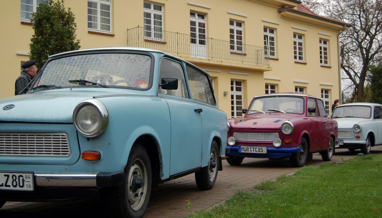Zwiedzanie zamku z Trabi, © M.Nitsche