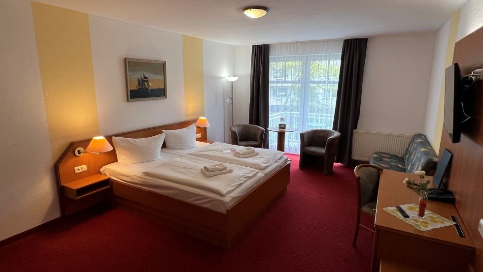 Hotel double room, &copy; &copy; Hotel Poseidon