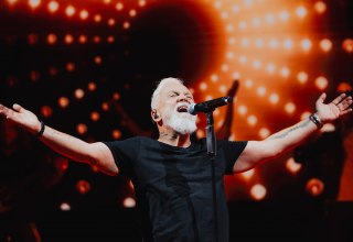 Nino de Angelo, &copy; Delux Entertainment