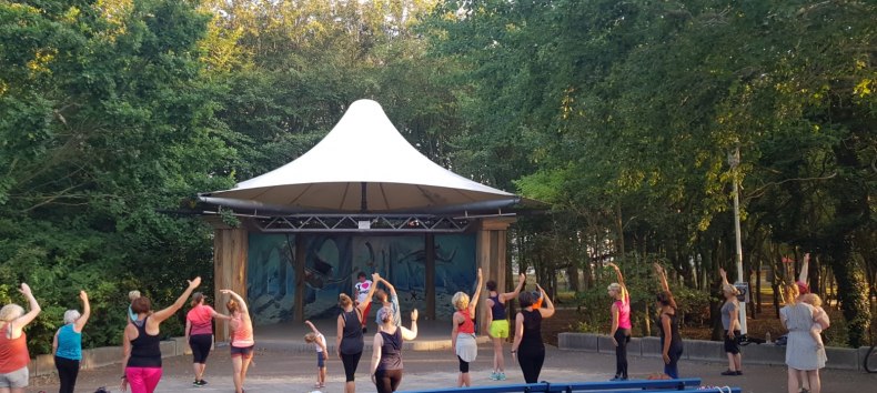 Zumba&reg; z Bettiną Herrmann | Graal-M&uuml;ritz // &copy; Bettina Herrmann