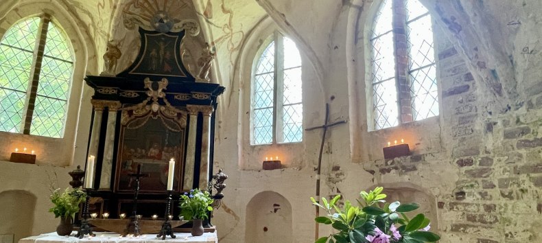 Altar // © Freundeskreis Kirche zu Landow e.V. Altar // © Freundeskreis Kirche zu Landow e.V.