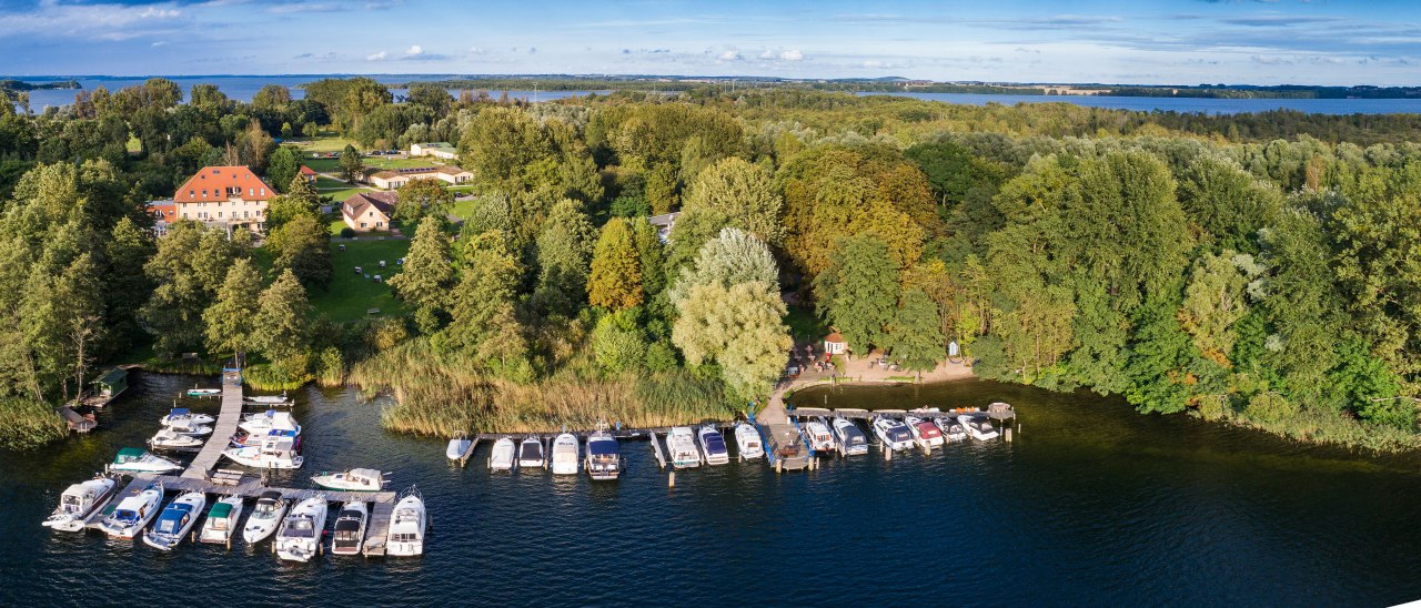 4. pchli targ nad jeziorem Frankenhorst // &copy; Seehotel Frankenhorst