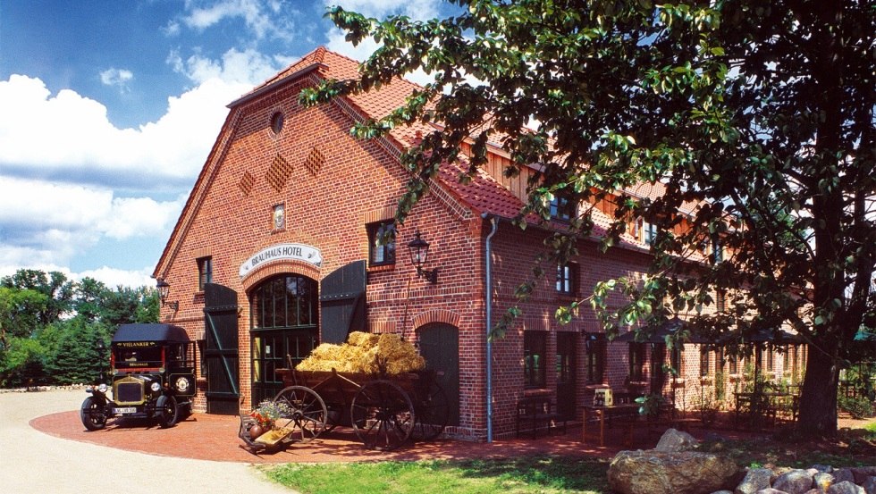 Ansicht Hotel Haupthaus_klein, © VIELANKER Brauhaus GmbH & Co.KG, Vielank Ansicht Hotel Haupthaus_klein, © VIELANKER Brauhaus GmbH & Co.KG, Vielank