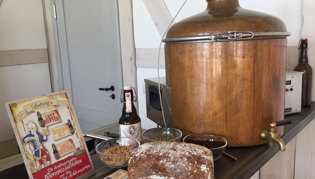 Visit also our farm store., &copy; Raimo Reincke