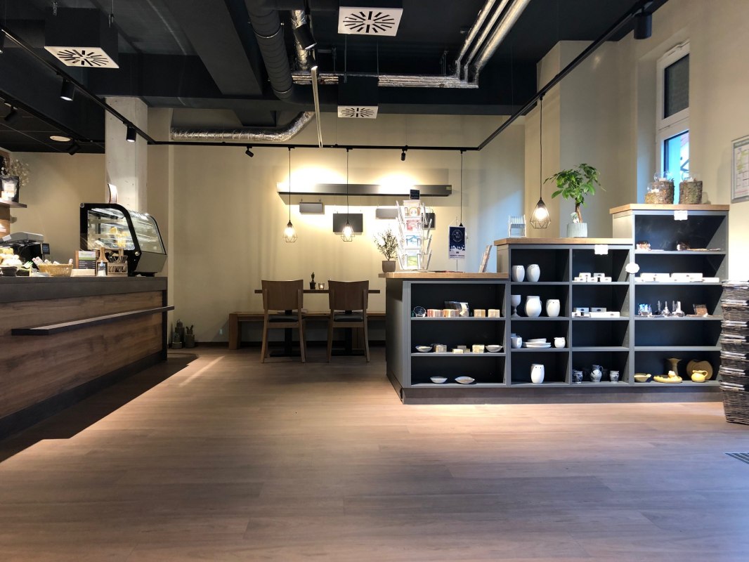Regional store with coffee corner // © N. Krüger Regional store with coffee corner // © N. Krüger