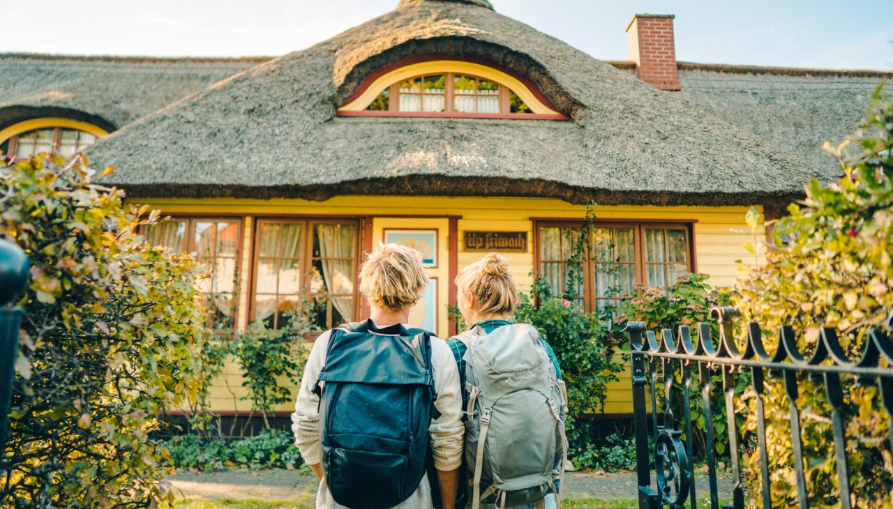 Vakantie aan de Darß - de rietgedekte huizen zijn een bezienswaardigheid in de regio, © TMV/Petermann Vakantie aan de Darß - de rietgedekte huizen zijn een bezienswaardigheid in de regio, © TMV/Petermann