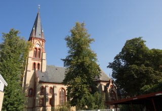 The collegiate church of Warin is situated on a hill directly at the market place. // © Frank Burger The collegiate church of Warin is situated on a hill directly at the market place. // © Frank Burger