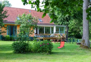 Haus Erde // &copy; Finkenwerder Hof