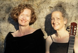 Gretel Wittenburg (Gesang) und Elke Jahn (Gitarre) bestreiten das  Er&ouml;ffnungskonzert zum 14. Pinnower Ohrenschmaus 2026. // &copy; Fotograf: J&uuml;rgen Lippsch
