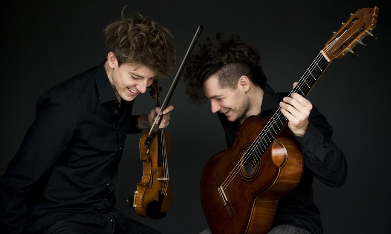 &copy; &copy; Neda Navaee