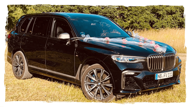 Modern jewel for any wedding, &copy; Mathias Reimann