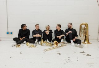 &copy; Oliver Da Costa