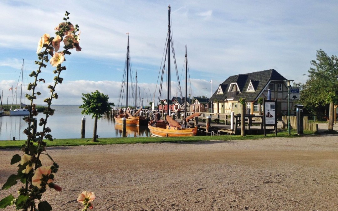 Althagen Harbour, © Räucherhaus Ahrenshoop · Foto Marie Klus