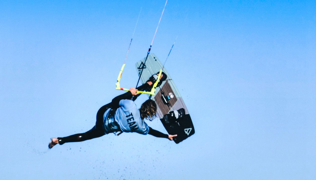 Naucz się kite'a z LOOP IN na Morzu Bałtyckim, © Plamen Solzer