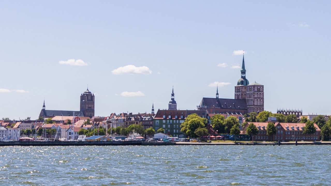 Beleef Hanzestad Stralsund vanaf het water // © Weiße Flotte GmbH Beleef Hanzestad Stralsund vanaf het water // © Weiße Flotte GmbH