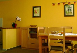 Widok z wnętrza kuchni/jadalni // © FSN Verwaltungsgellschaft Widok z wnętrza kuchni/jadalni // © FSN Verwaltungsgellschaft