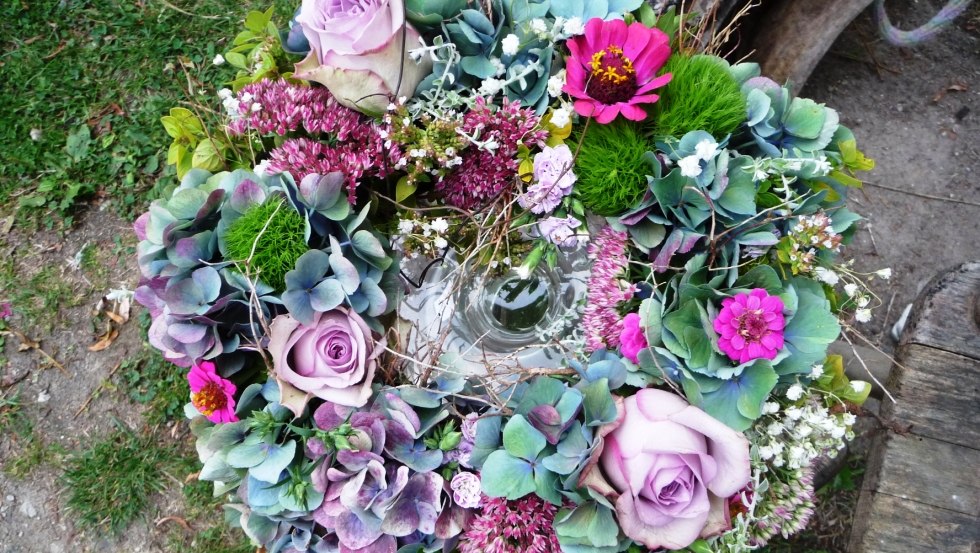Natuurlijkheid en creativiteit vind je ook terug in onze boeketten, bloemstukken en kransen, © Blumencafé Rügen