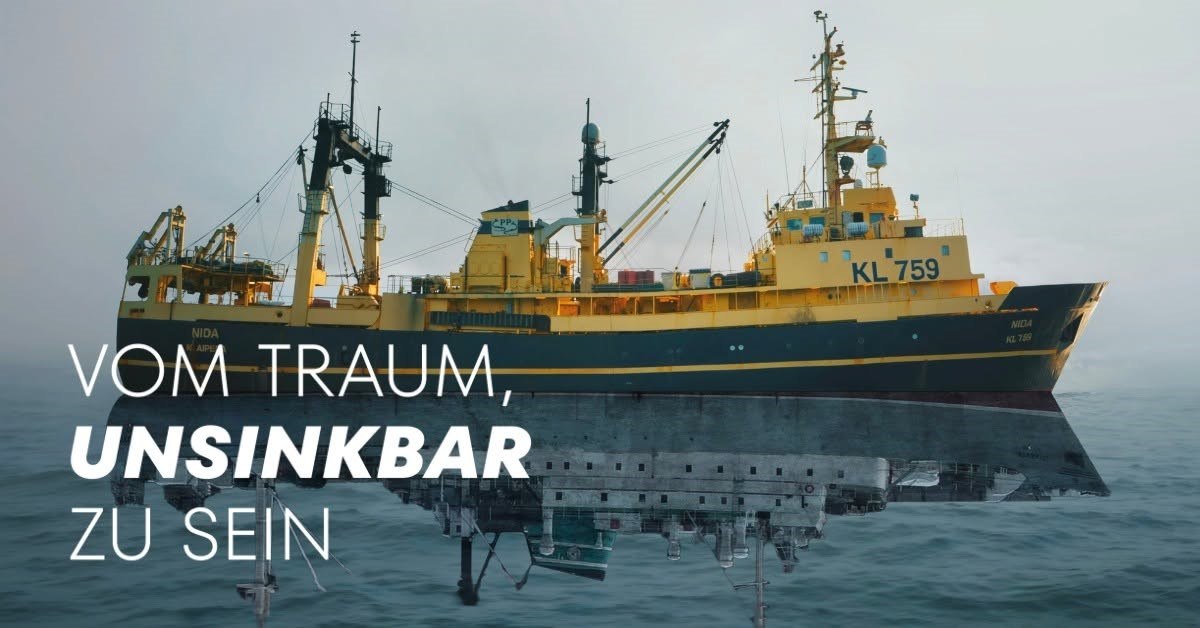&copy; Aki Teuchmann
